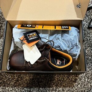 Timberland PRO womens Titan Oxford alloy safety toe shoes - size 7.5